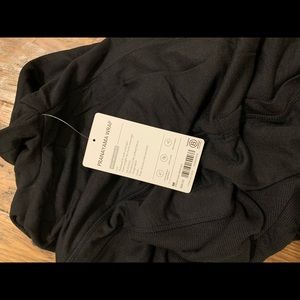 Brand new, never worn Athleta Pranyama Wrap
